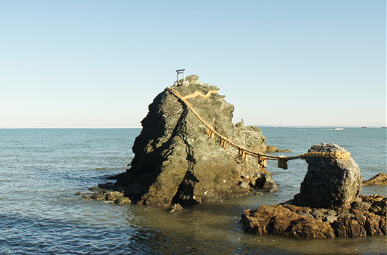 二見浦の夫婦岩